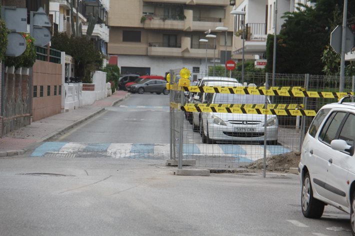 Arrancan las obras de rehabilitación integral en la calle Bikini de Almuñécar